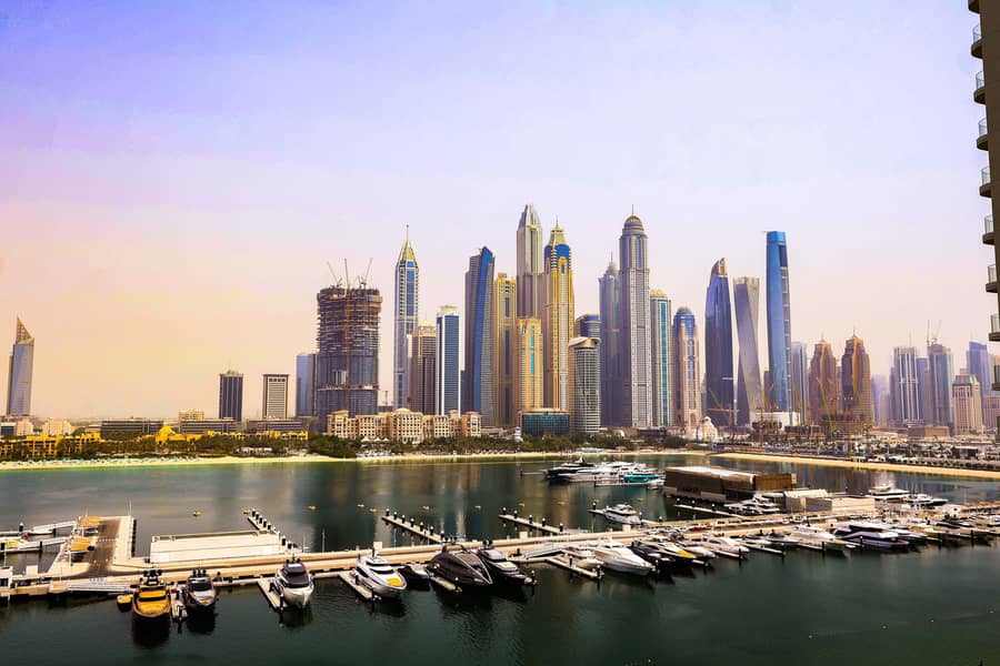 Corner Unit | Palm View | Overlooking Marina