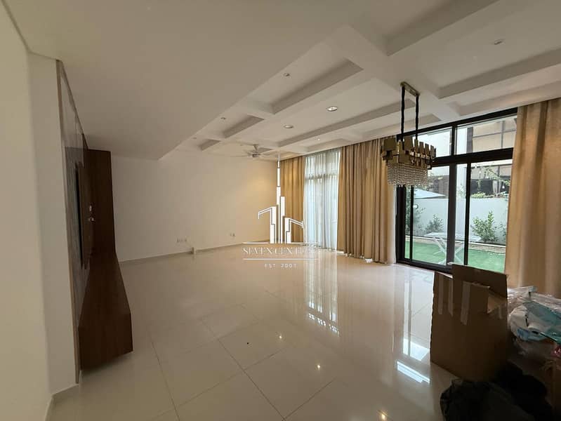 位于达马克山庄，凤凰社区 3 卧室的联排别墅 225000 AED - 12240324
