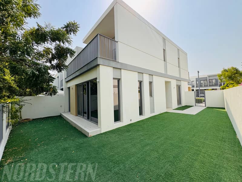 位于蒂拉尔阿尔加夫综合社区,伊兰住宅区 4 卧室的联排别墅 245000 AED - 12240444 位于蒂拉尔阿尔加夫综合社区,伊兰住宅区 4 卧室的联排别墅 245000 AED - 12240444