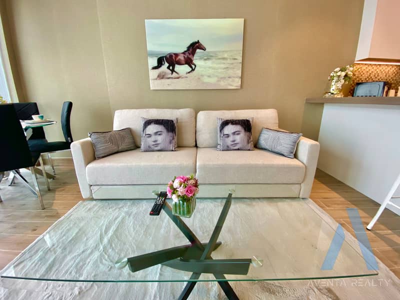 3 Living Area(1). jpeg