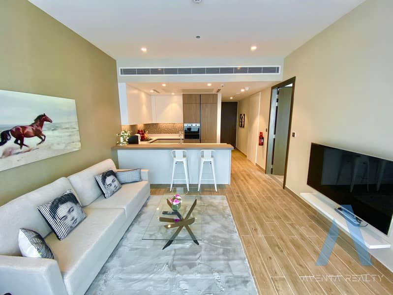 4 Living Area(2). jpeg