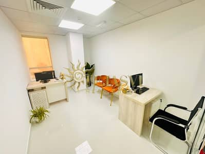 مکتب  للايجار في ديرة، دبي - 42d45d01-5fcc-4fba-98b6-19ce798acf1d. jpg