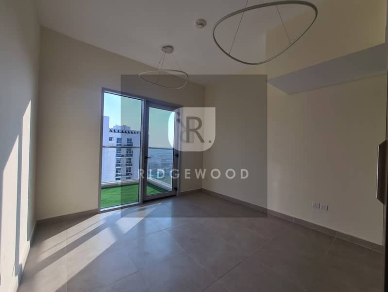 2 RIDGEWOOD REAL ESTATE 007 (7). jpg