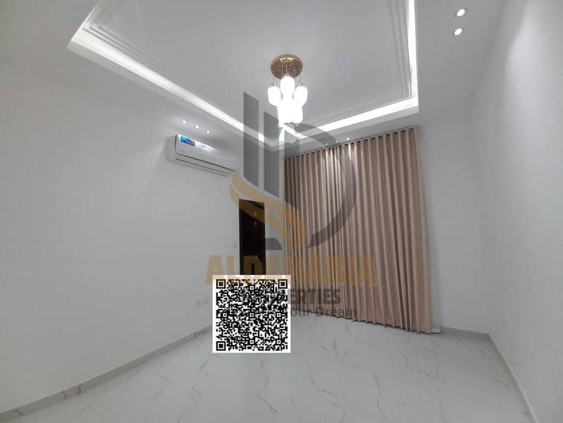 2 002a0f48-e2e5-4ffd-93ac-a6ead03b17de. jpg