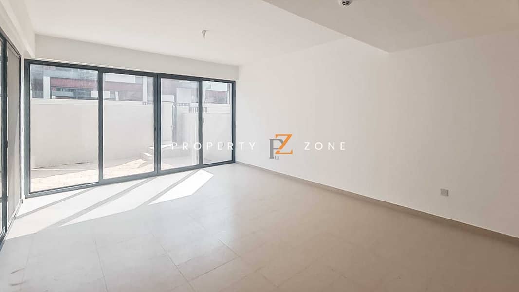位于迪拜乐园,樱花树联排别墅区 4 卧室的联排别墅 230000 AED - 12242146 位于迪拜乐园,樱花树联排别墅区 4 卧室的联排别墅 230000 AED - 12242146