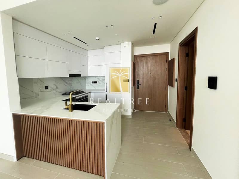 6 KITCHEN 2. jpg