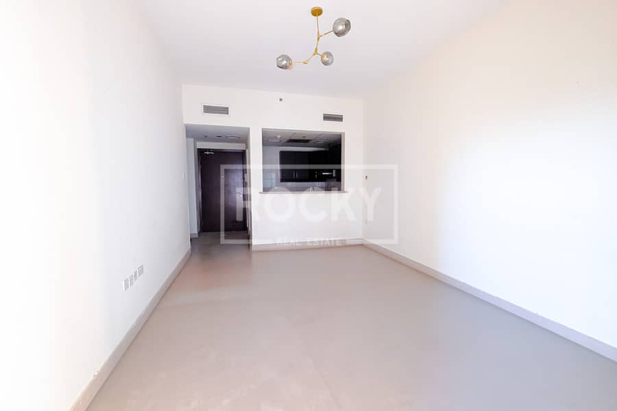 Spacious 1 Bedroom | With Balcony | Prime Location Spacious 1 Bedroom | With Balcony | Prime Location