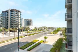 Community View | Spacious Layout | Vacant Apt