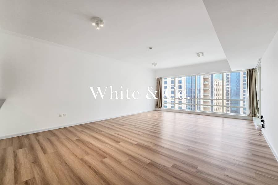 Upgraded | Marina View | Chiller Included Upgraded | Marina View | Chiller Included