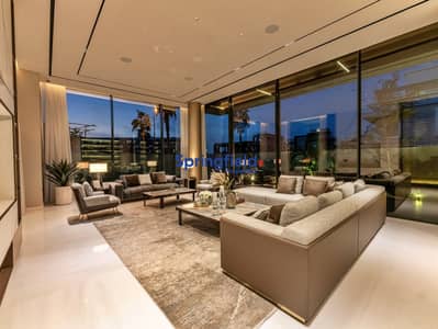 5 Bedroom Villa for Sale in Pearl Jumeirah, Dubai - Sea View | Luxury Interiors | Smart Home
