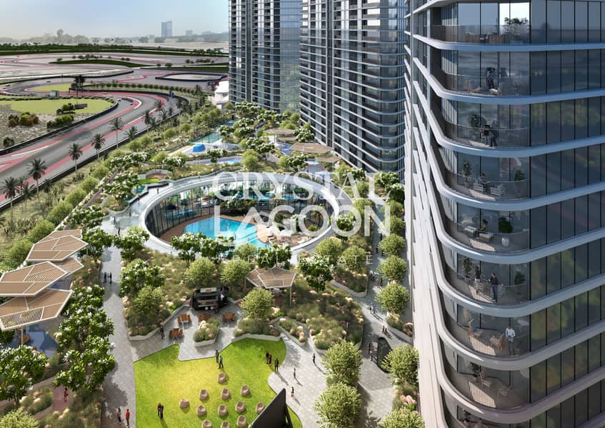 6 Sobha Solis - Podium. jpg