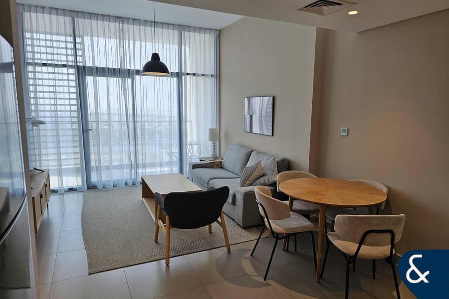 Exclusive | Furnished | Pool View Exclusive | Furnished | Pool View