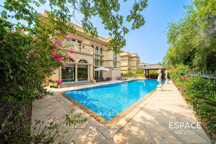 Rare Elevated Private Plot Large Garden Rare Elevated Private Plot Large Garden