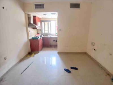 استوديو  للايجار في مويلح، الشارقة - 20250706_113342. jpg