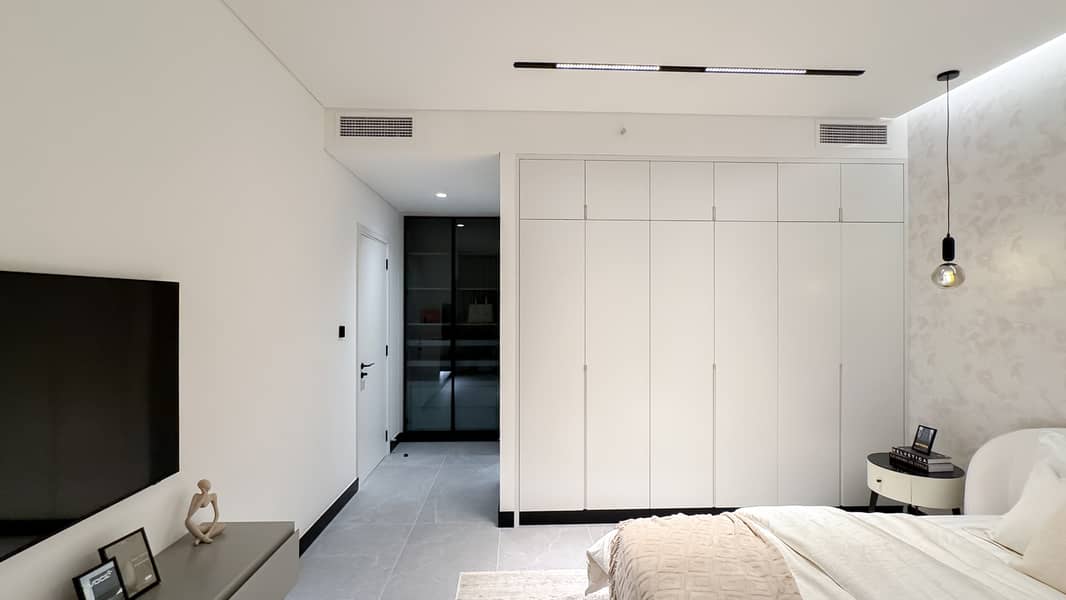 7 Copy of wardrobe area. jpg