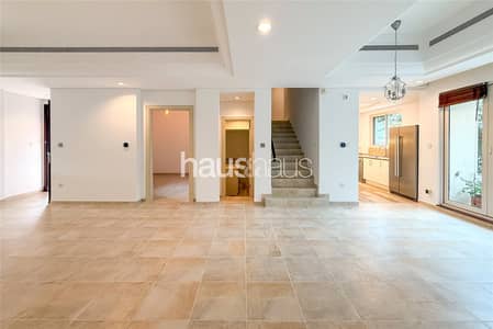 4 Bedroom Townhouse for Rent in Dubai Sports City, Dubai - Pristine | Upgraded Kitchen | Ready