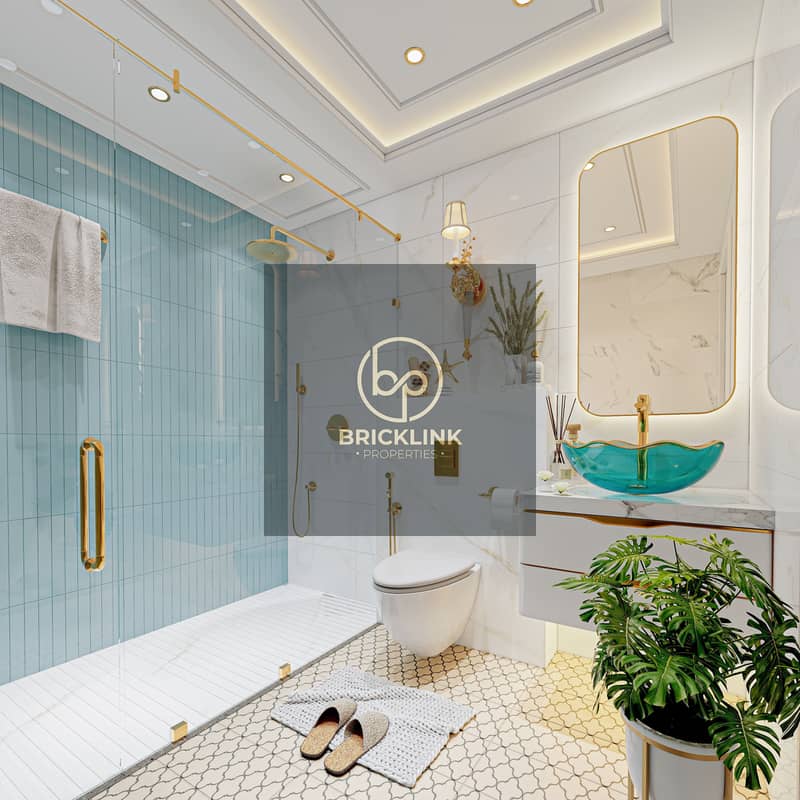 6 Bathroom. jpg