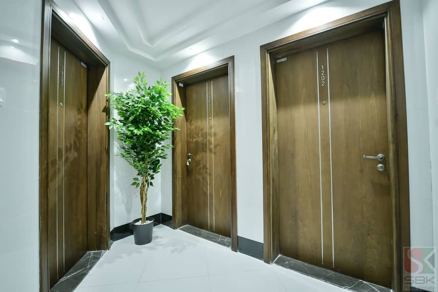 10 _JPS4085. jpg