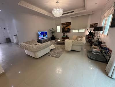 5 Bedroom Villa for Rent in Umm Suqeim, Dubai - 3. jpg