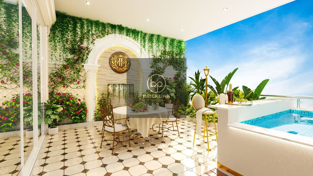 8 OUTDOOR DINING AREA. jpg