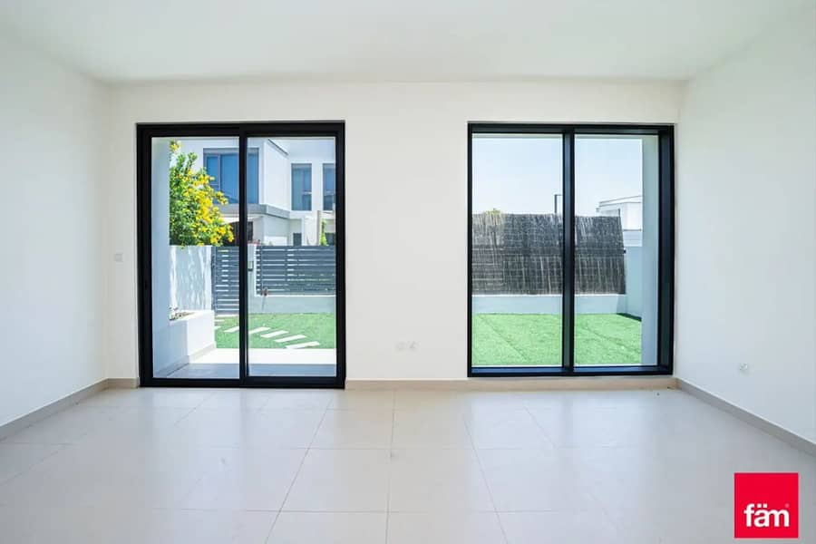 4 bed + Maid | Landscaped | Multiple Options