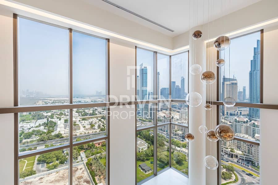 Triplex Penthouse | Prime Location | Corner Apt Triplex Penthouse | Prime Location | Corner Apt