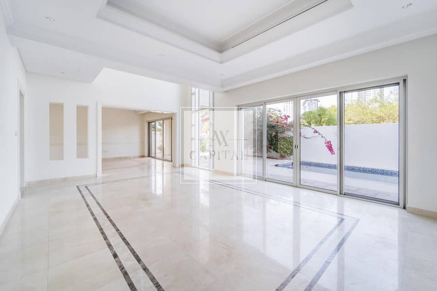 Backing Park | The Burj View | Upgraded Backing Park | The Burj View | Upgraded