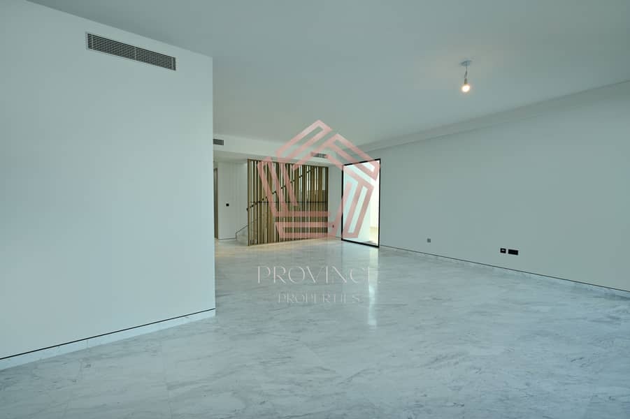 4 Villa-91-009. jpg