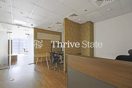 Office for Sale in Business Bay, Dubai - Vacant Now | Furnished and Fitted | High Floor