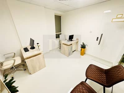 مکتب  للايجار في ديرة، دبي - 7ba5b1be-d5f7-4d0e-a638-875a89d6f1b6. jpg