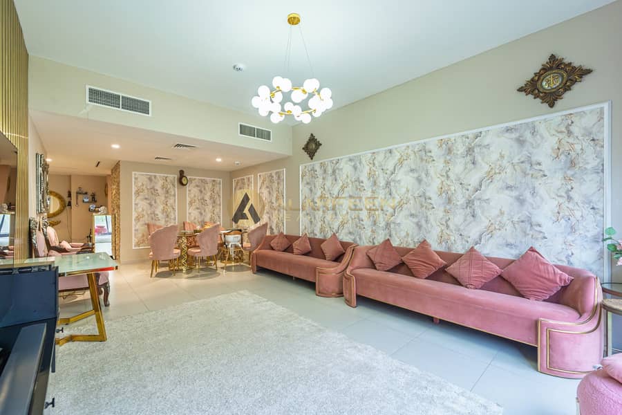 Living Room3. jpg