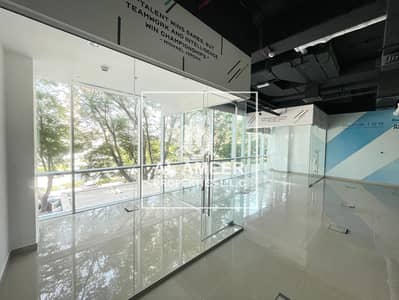 مکتب  للايجار في شارع الشيخ زايد، دبي - IMG_5077. jpg