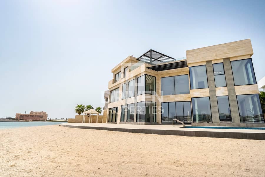 Bespoke Waterfront Villa | Understated Luxury