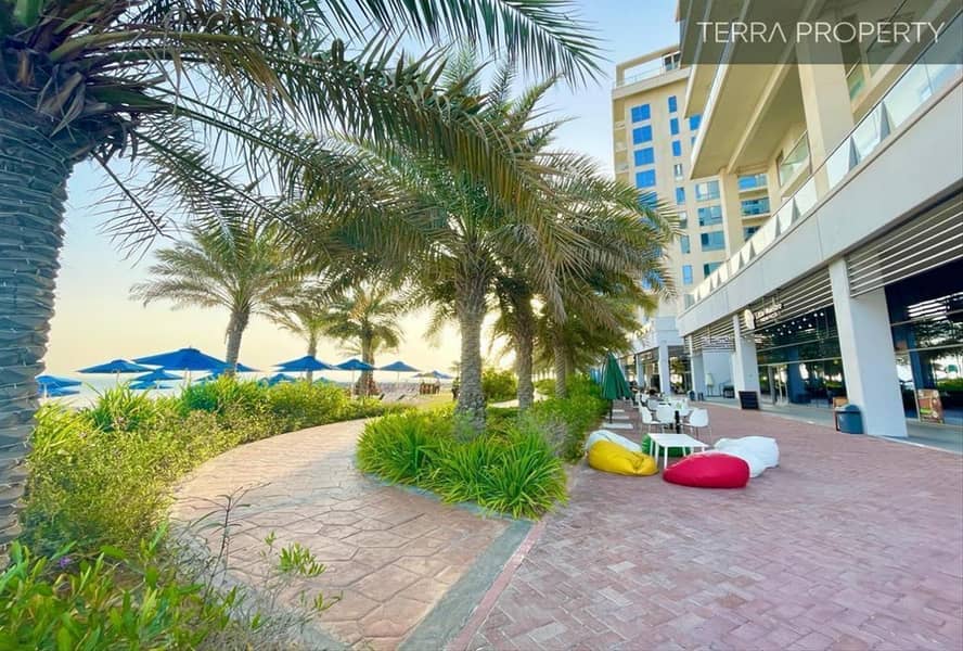 High Floor - Fully Furnished - Pools, Beach & Gym Access