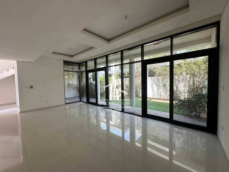 位于达马克山庄,公园别墅,洛克伍德别墅群 3 卧室的别墅 3500000 AED - 12247673 位于达马克山庄,公园别墅,洛克伍德别墅群 3 卧室的别墅 3500000 AED - 12247673