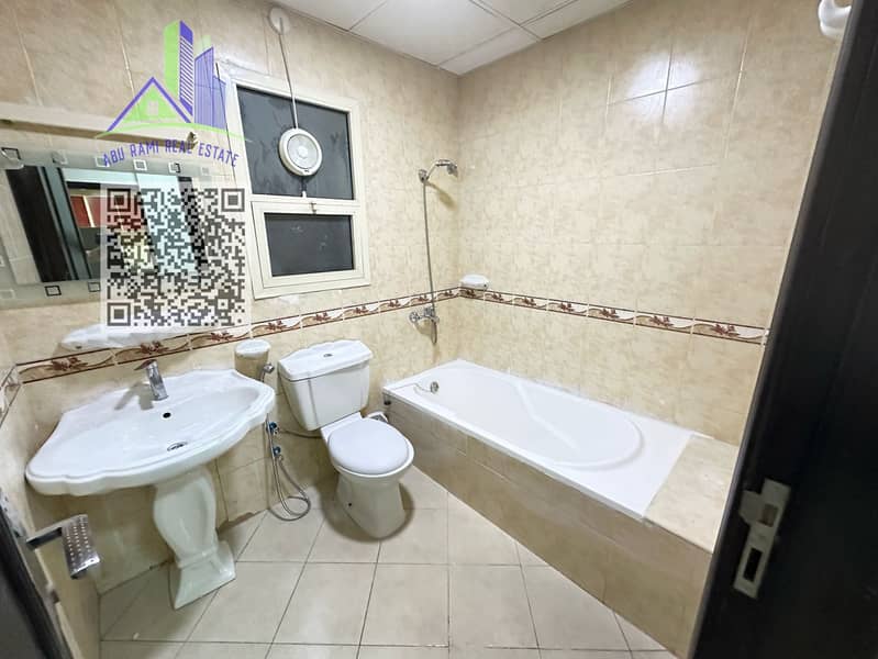 4 1c9331bb-9c22-4da8-b2dc-5e9471c92065. jpg