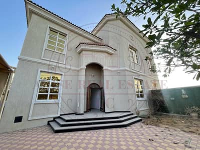 فیلا 5 غرف نوم للايجار في حوشي، الشارقة - IMG-20250420-WA0115. jpg