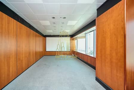 Office for Rent in Sheikh Zayed Road, Dubai - DeWatermark. ai_1752724254805. jpeg