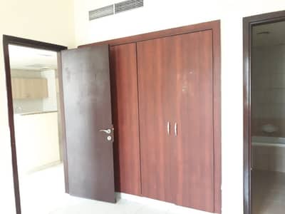 شقة في طراز اليونان المدينة العالمية 1 غرف 30000 درهم - 4222360 شقة في طراز اليونان المدينة العالمية 1 غرف 30000 درهم - 4222360
