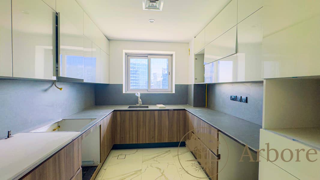 6 KITCHEN 01. jpg