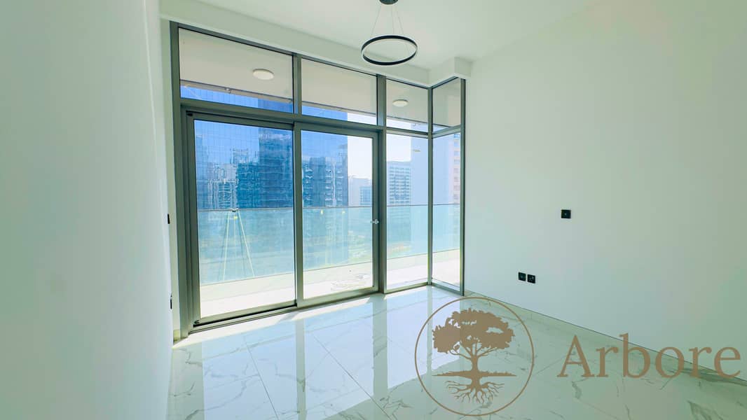 10 LIVING ROOM 02. jpg