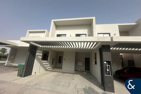 فیلا 3 غرف نوم للايجار في دبي الجنوب، دبي - فیلا في إعمار الجنوب،دبي الجنوب 3 غرف 115000 درهم - 12249161