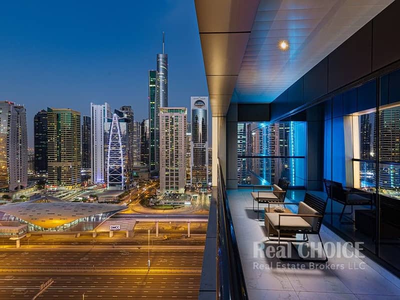 5 MPM_-_Club_Room_-_Balcony_View_R. jpg