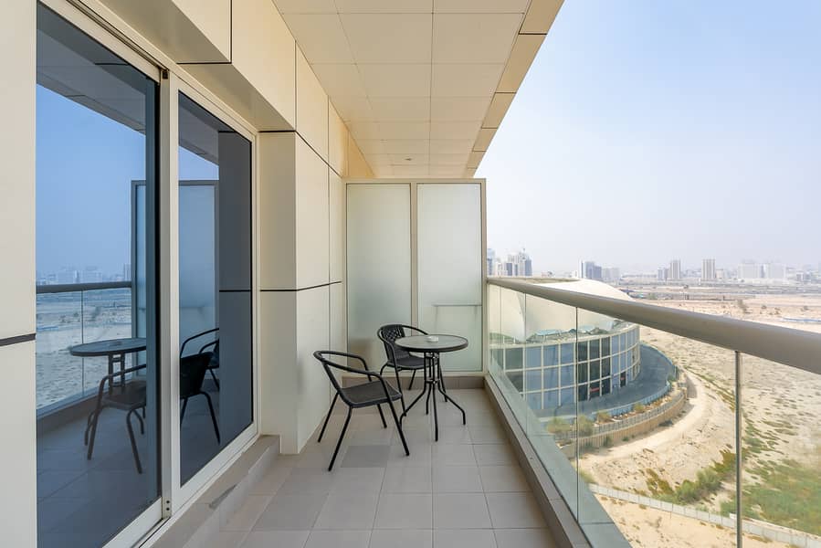 4 Balcony. jpeg