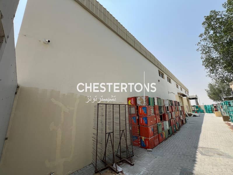 Склад в Аль Саджа промышленная зона, 8400000 AED - 12246634