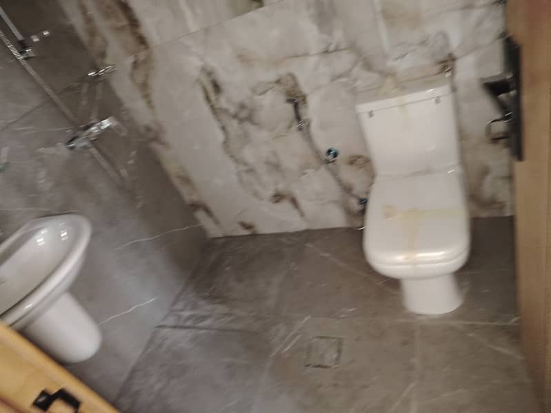 9 1000282741. jpg