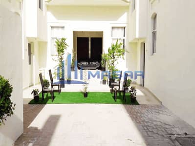 فيلا مجمع سكني 11 غرف نوم للايجار في مدينة خليفة، أبوظبي - Layer Light. png
