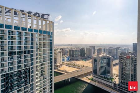 Studio for Sale in Business Bay, Dubai - LARGEST LAYOUT | HIGH FLOOR | VACANT | 2 BALCONIES