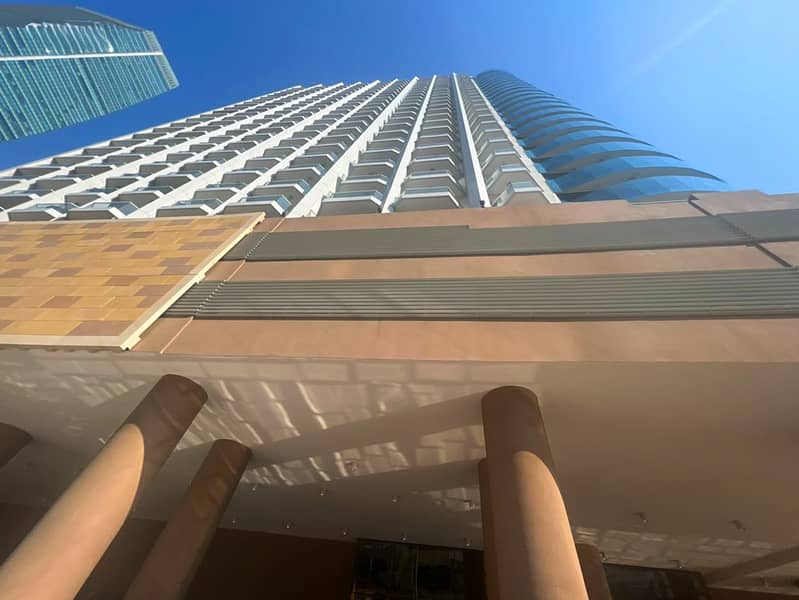 Chic Studio in Downtown | Balcony with a View | Spacious & Fully Equipped - Image 33