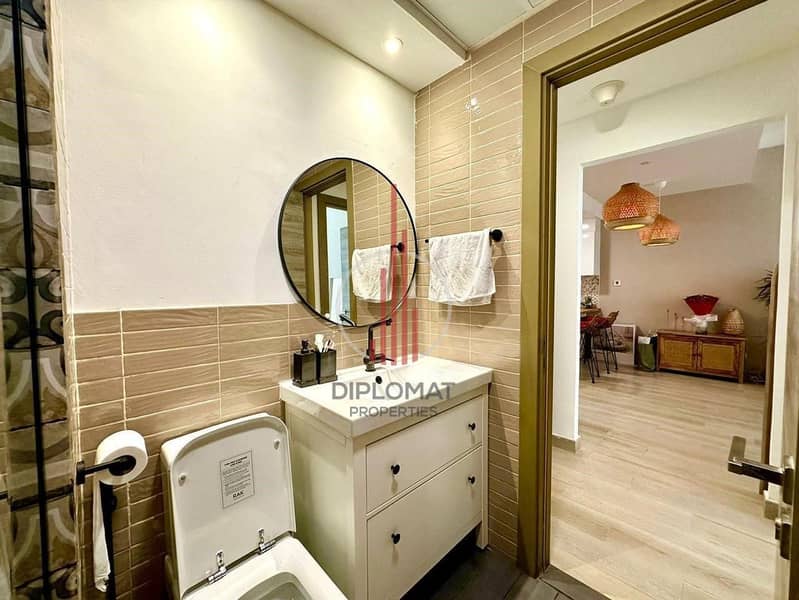 10 PIC 9. jpg